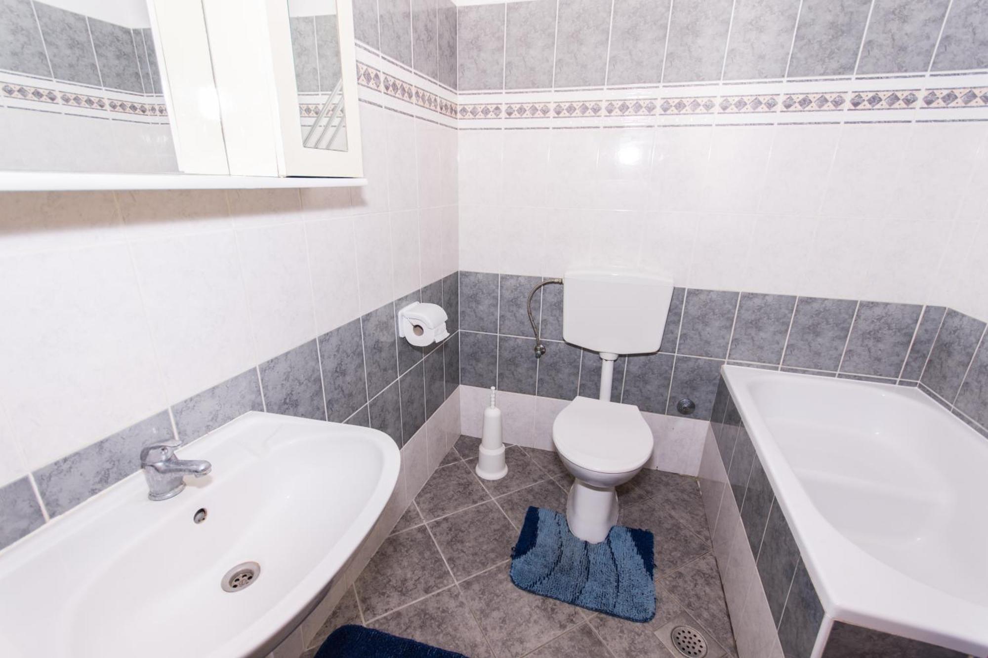 Apartments Vaska تروغير المظهر الخارجي الصورة